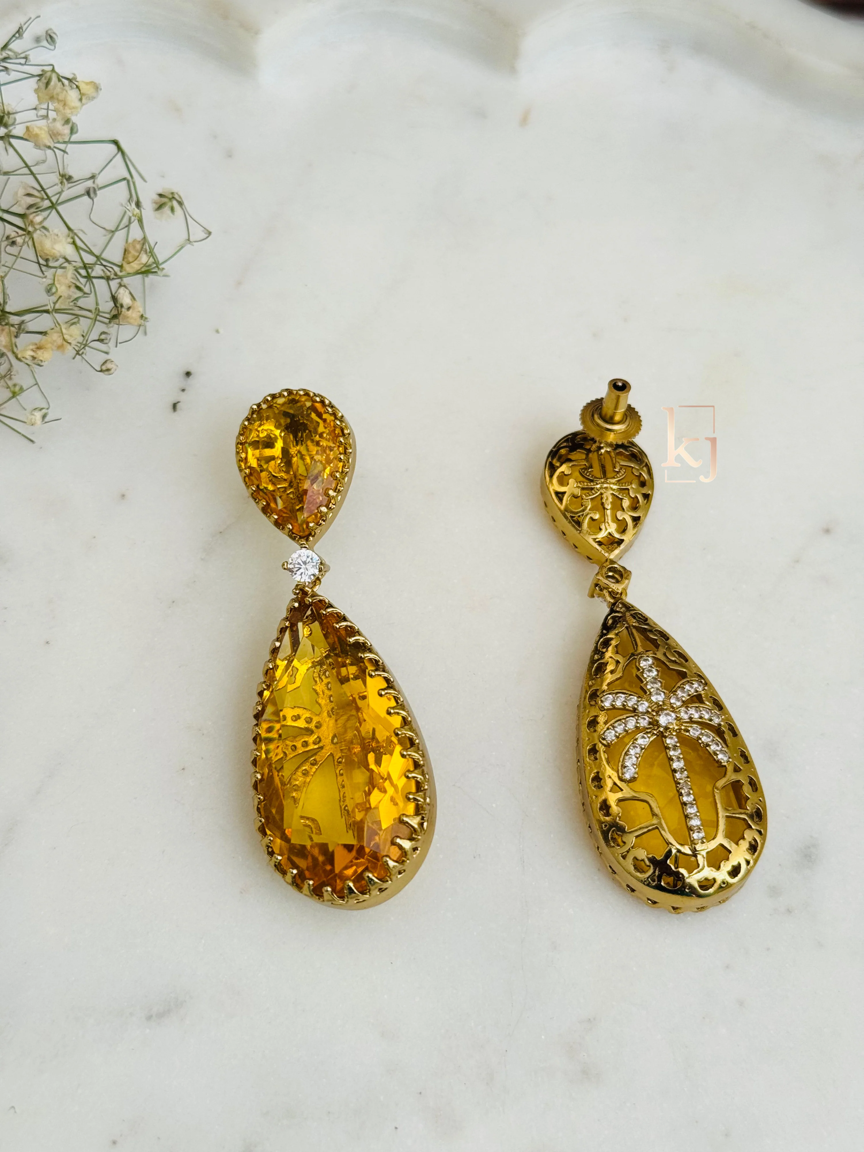 Aarv earrings set - Image 3