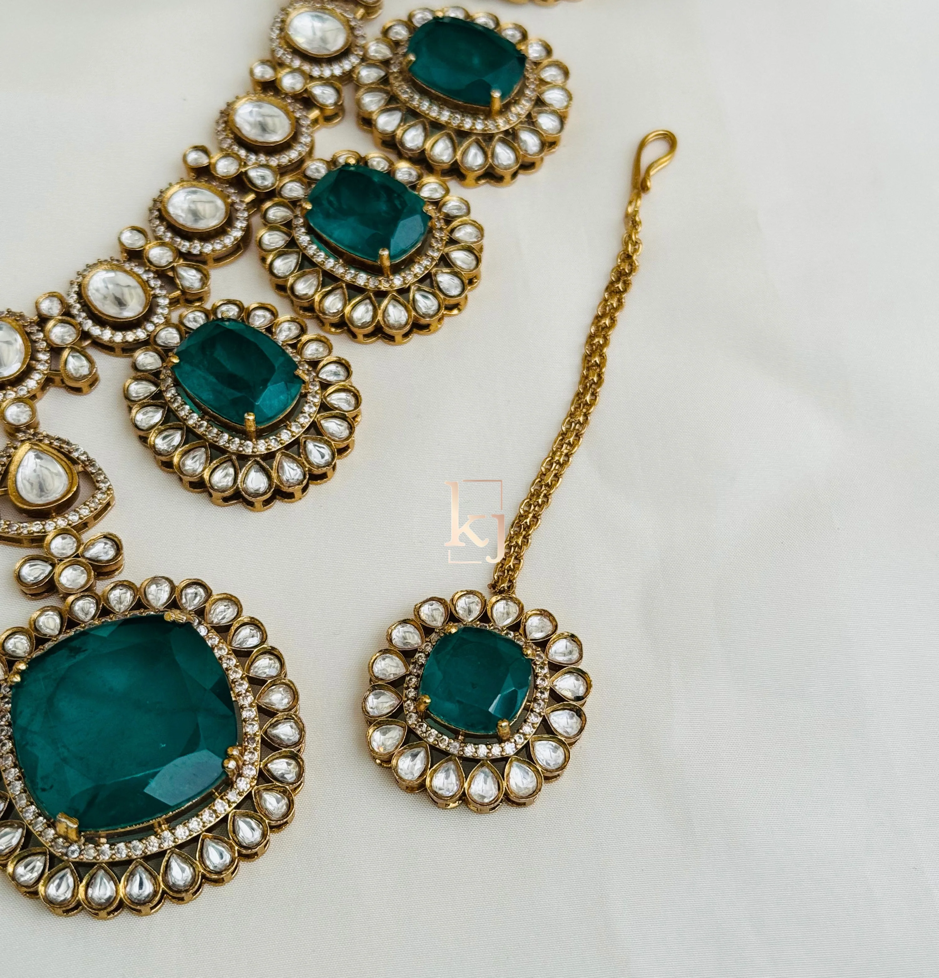 Eryn necklace set - Image 4