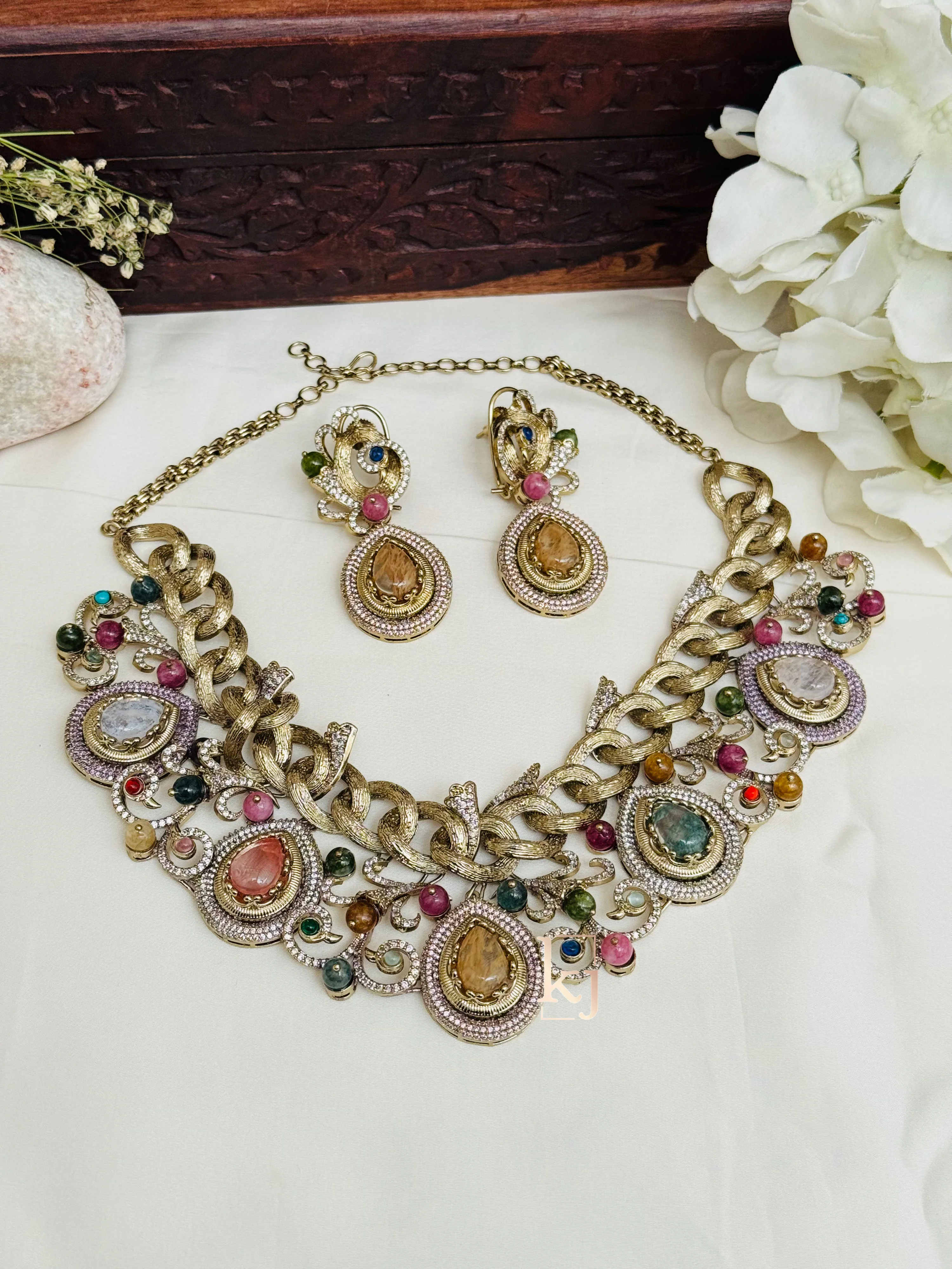 Febiola necklace set - Image 4