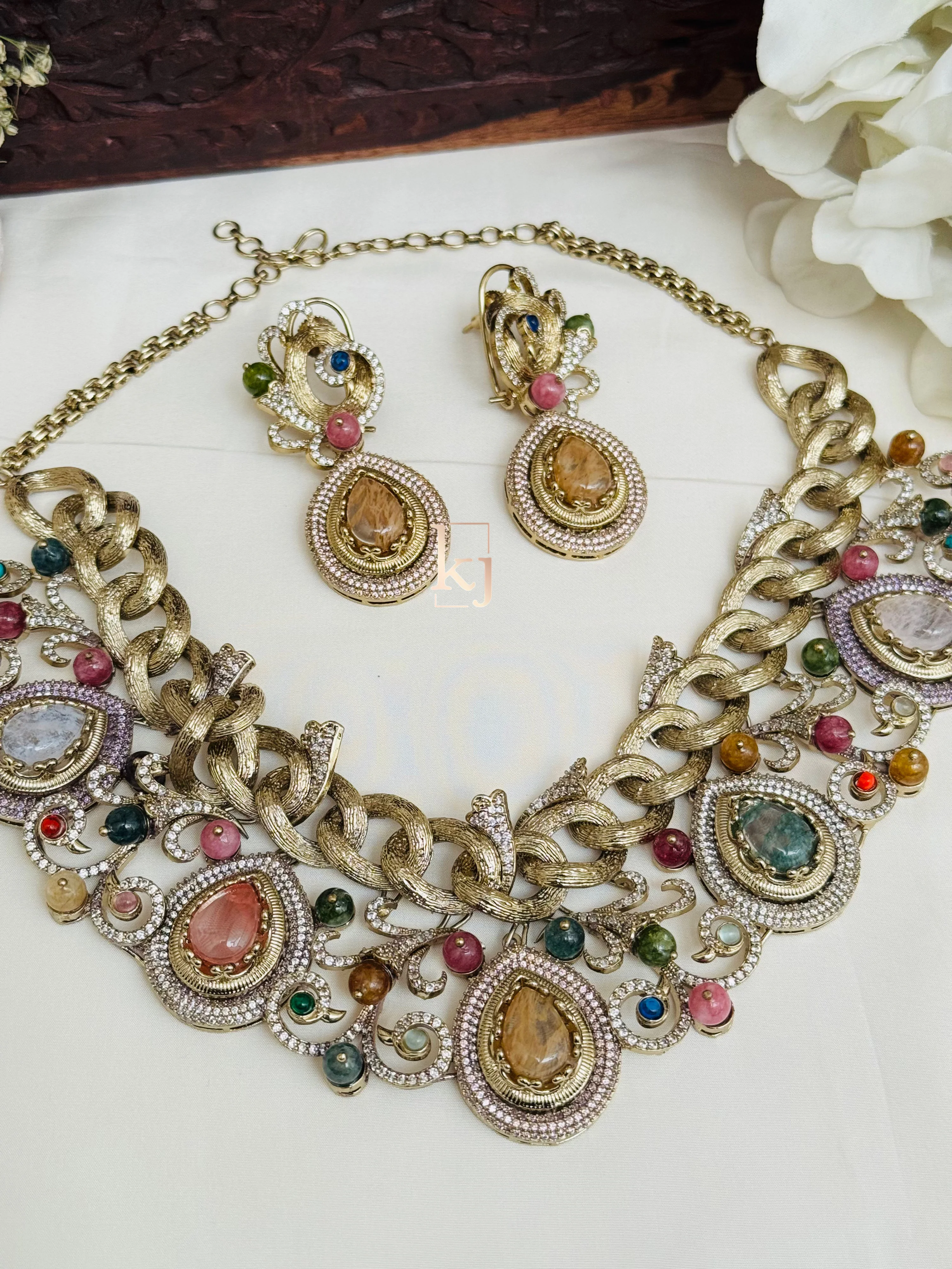 Febiola necklace set - Image 6