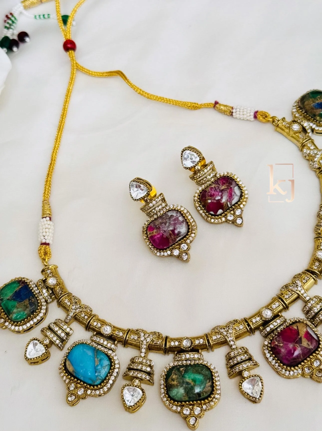 Helene necklace set - Image 4