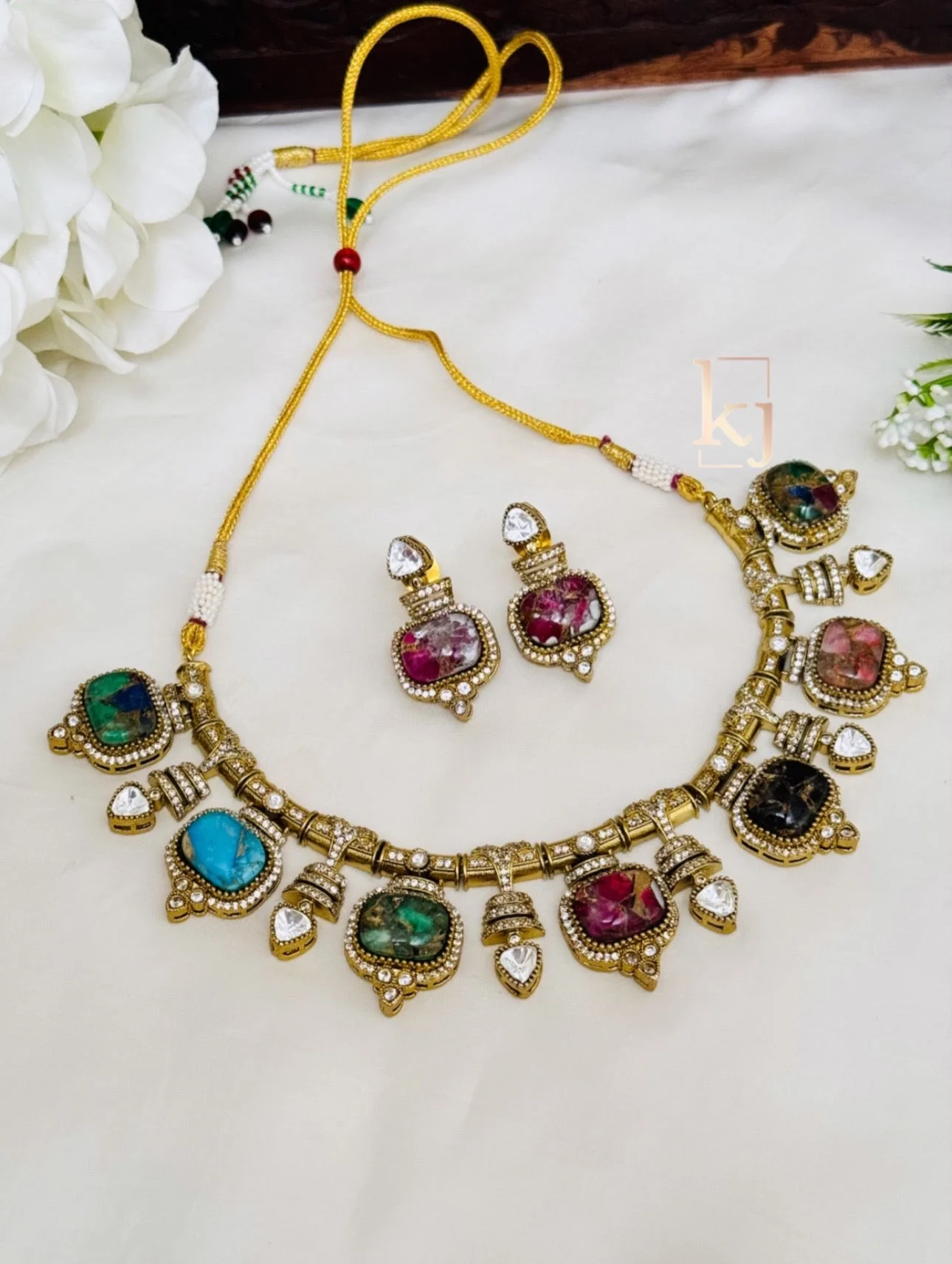 Helene necklace set - Image 5