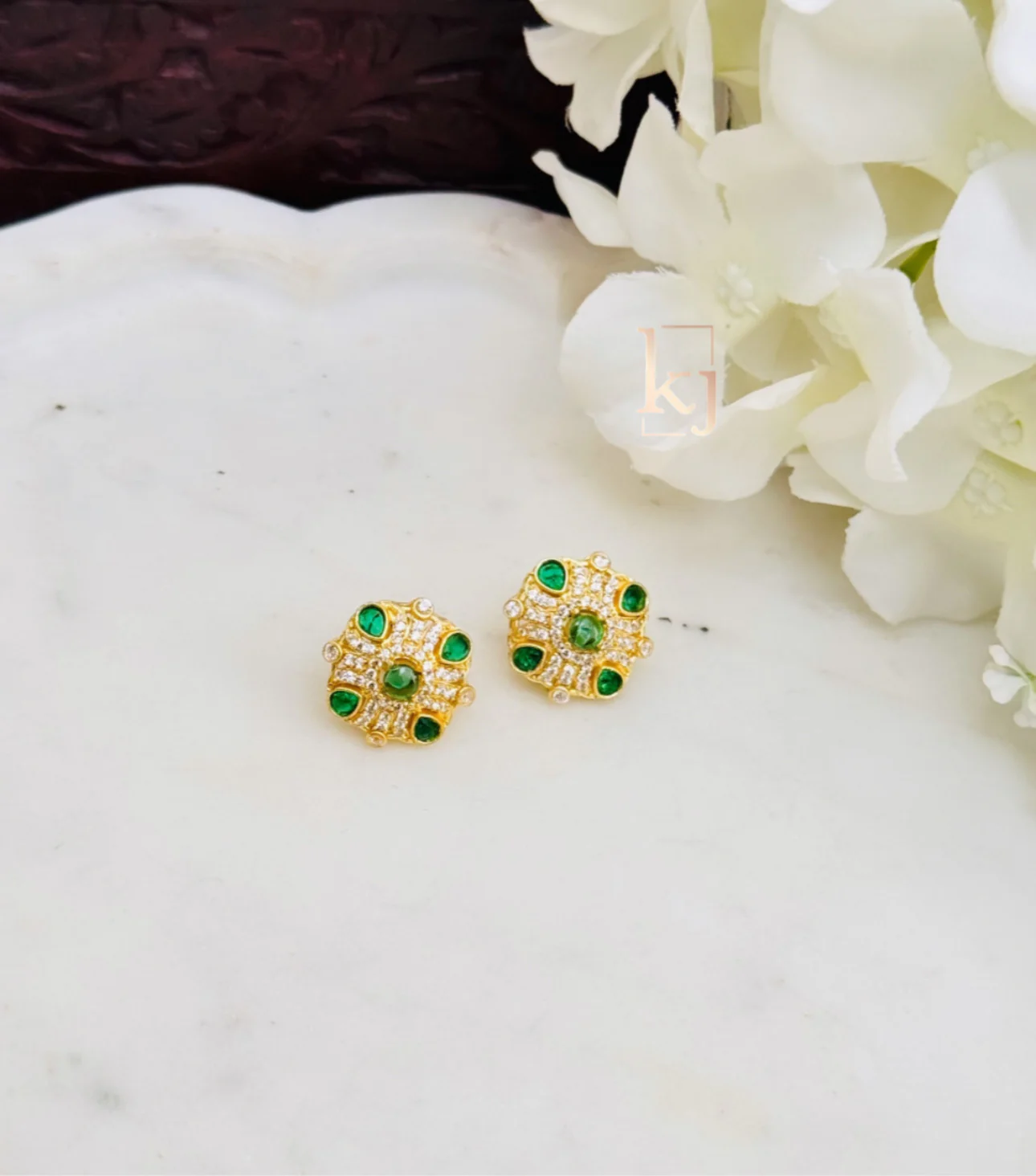 Maeve Earrings studs set - Image 3